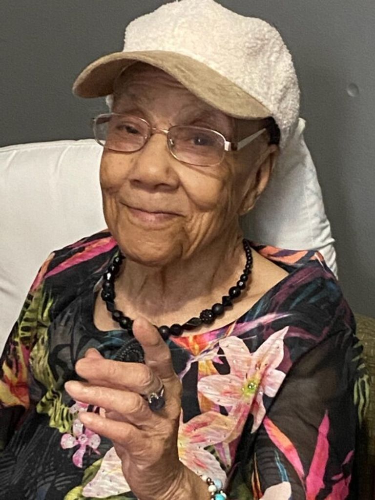 Gladys Berry Profile Photo
