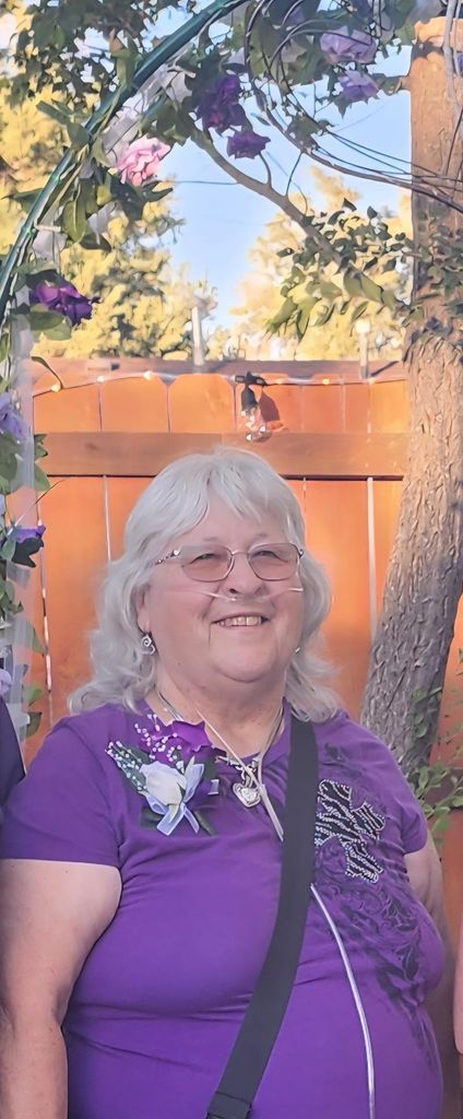 Dixie Bredthauer Profile Photo