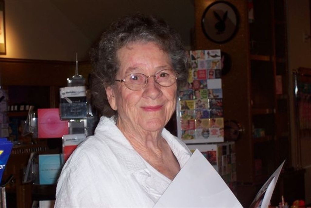 Juanita Woods Profile Photo