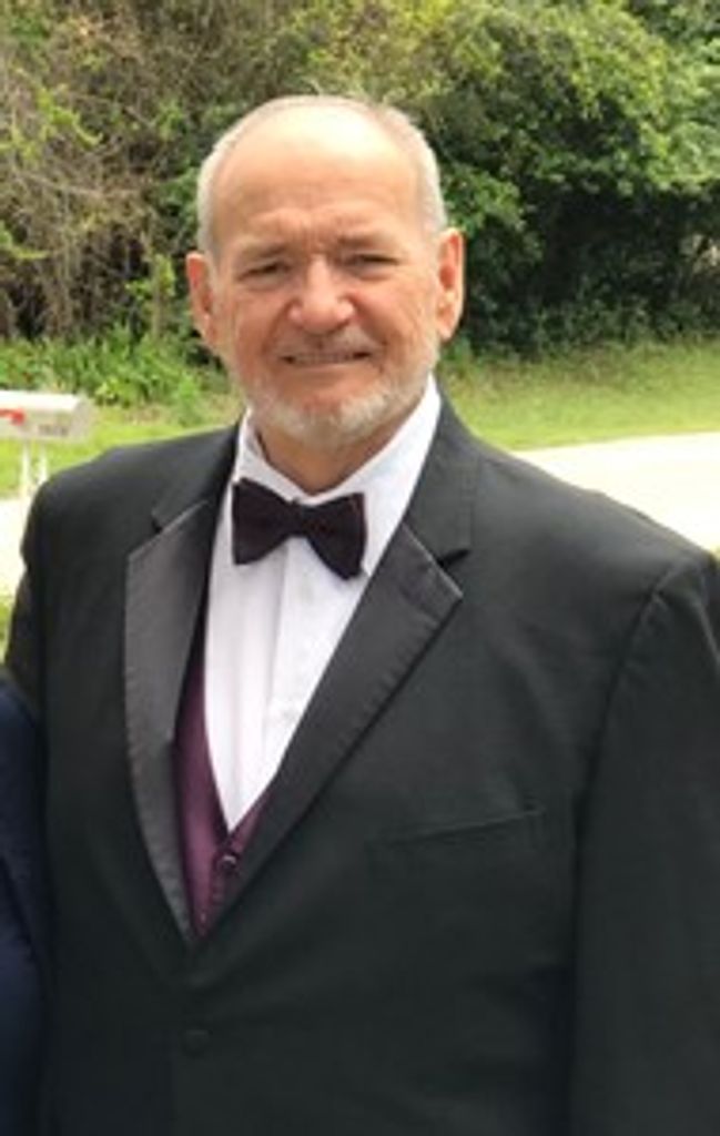 Richard Steven Kelly Profile Photo