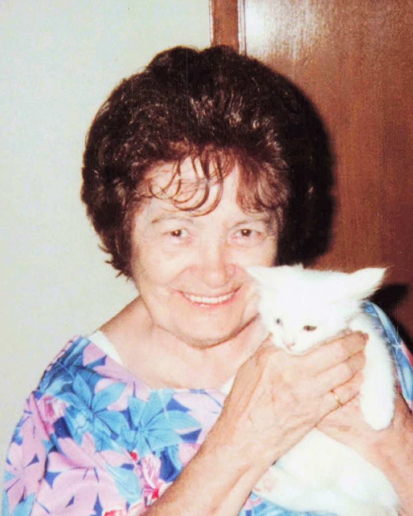 Pera Sophie Knopp Oehler
