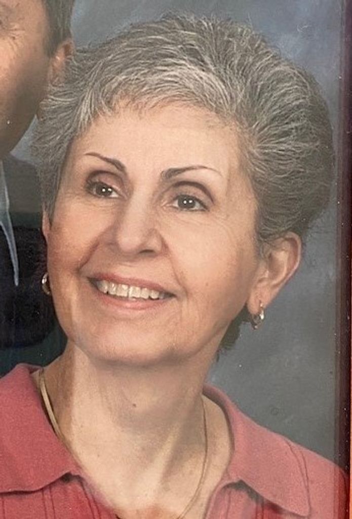Gloria Palios