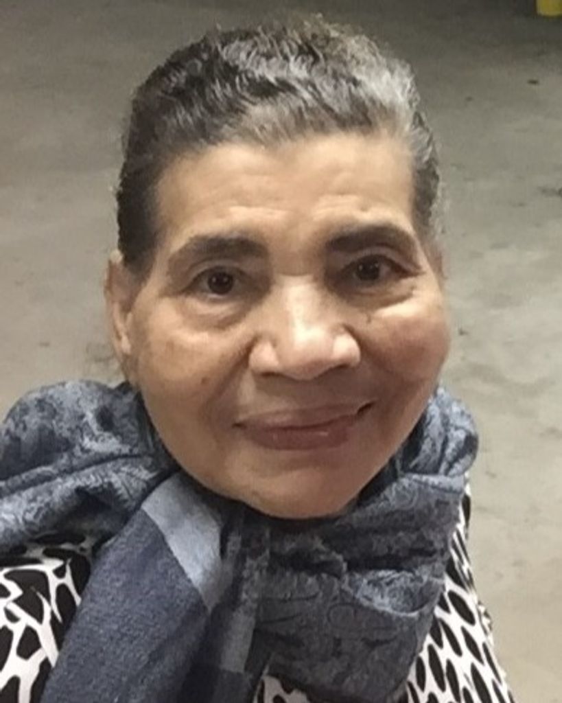 NATALIA RAMONA TAVERAS Profile Photo
