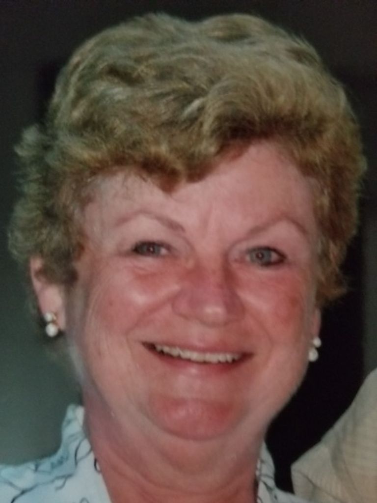 Susan D. (Emery)  MacKay