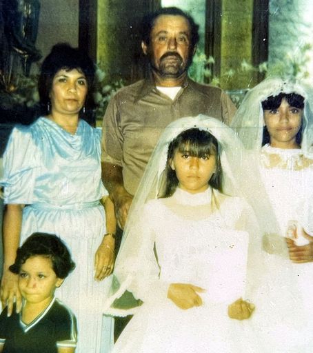 Adolfo Quintanilla photo gallery thumbnail 17 of 80