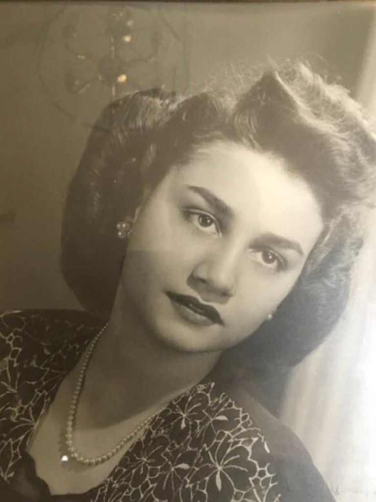 Marie (Palermo)  Brunning Profile Photo