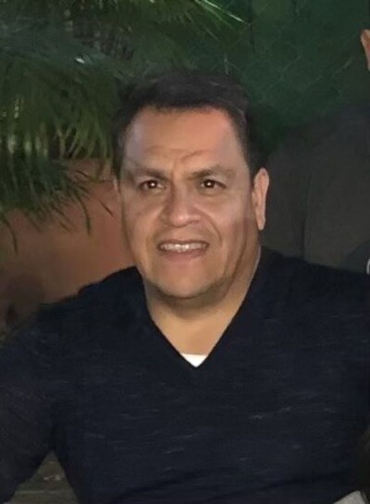Victor Hugo Villegas, Sr. Profile Photo