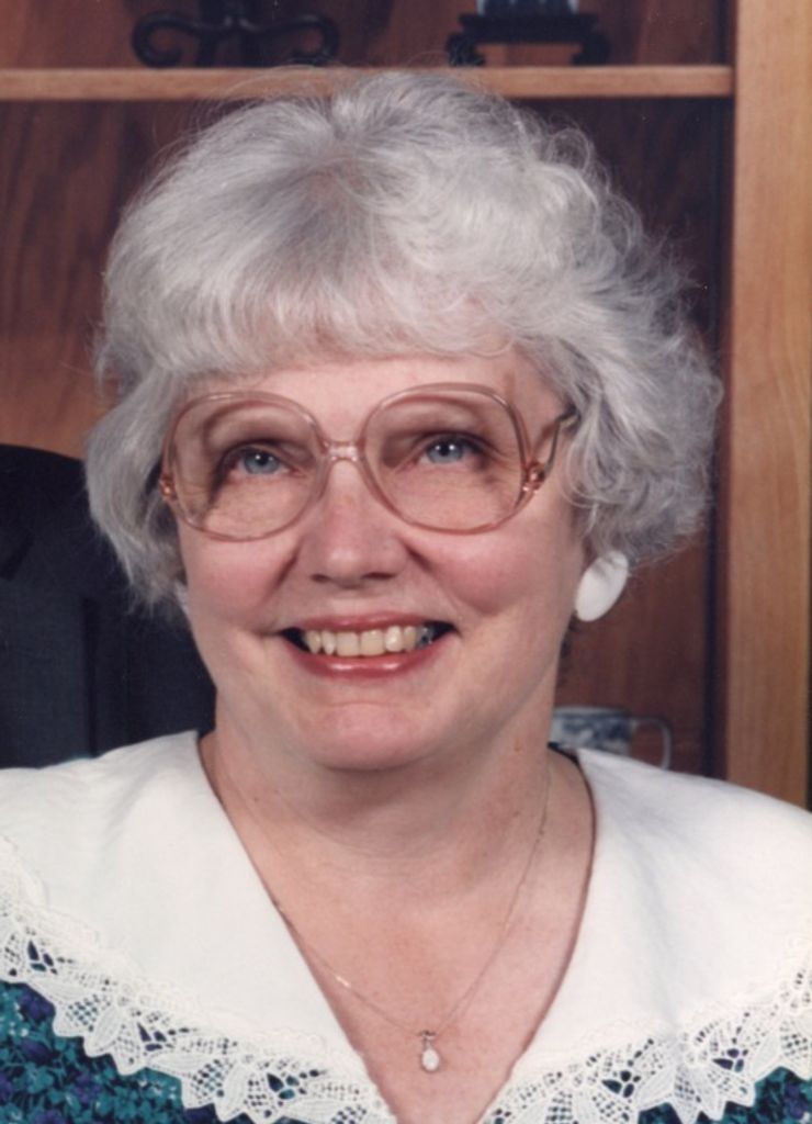Dolores J. (Siegfried)  Robinson