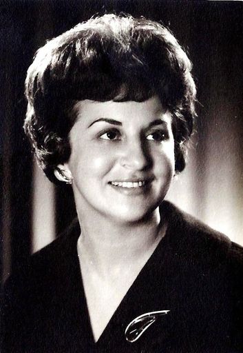 Violet Herrera Perry Profile Photo