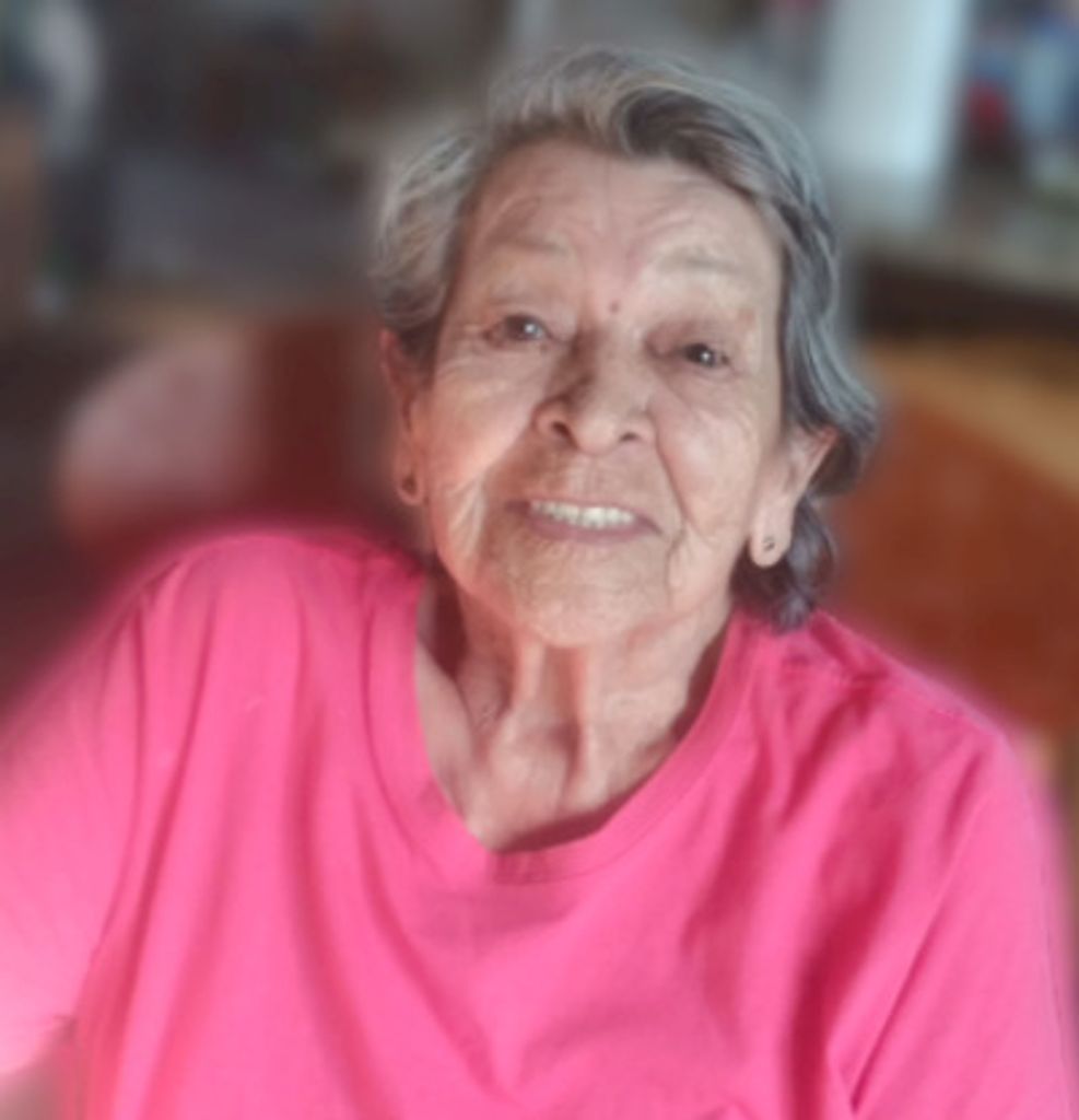 Elva Karlson Profile Photo