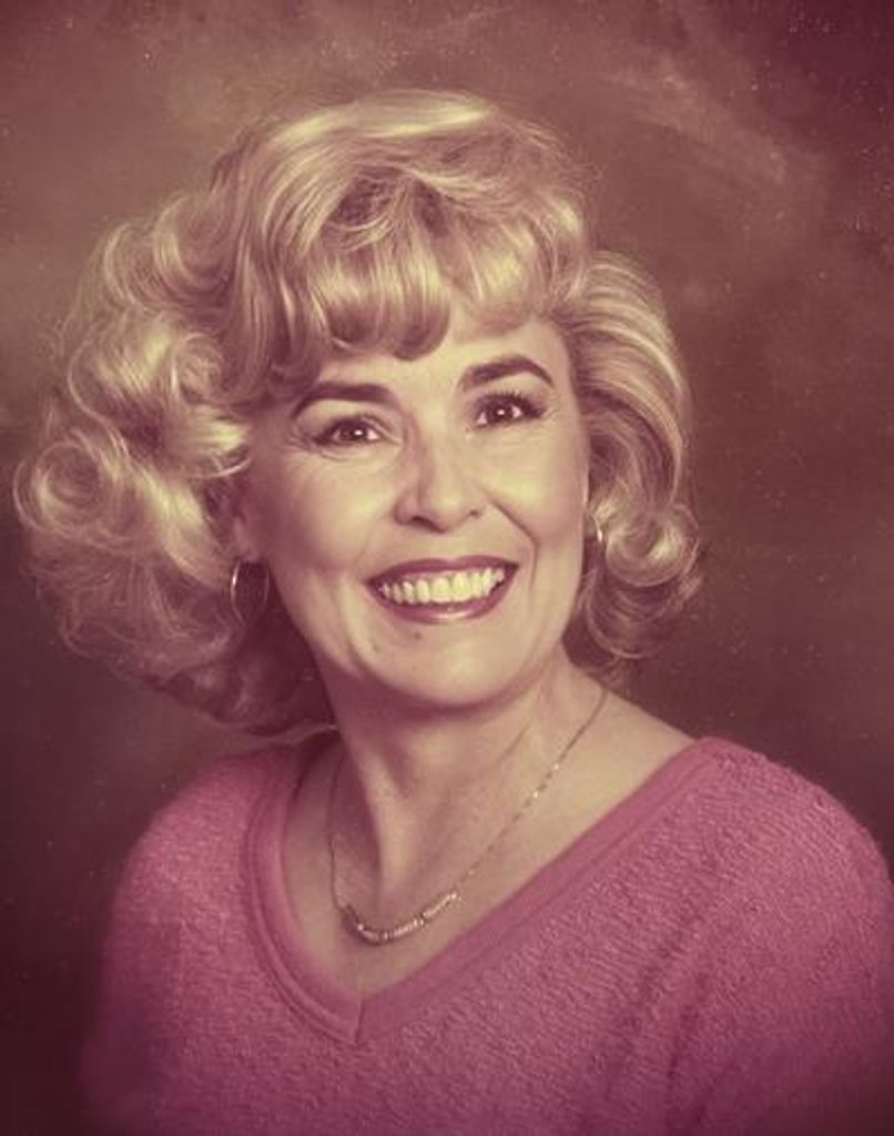 Lo Desta Karschnik Profile Photo