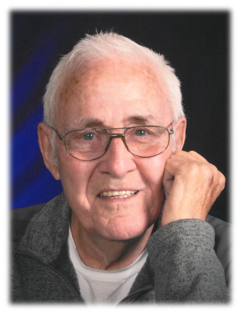Thomas F. Molnar Profile Photo