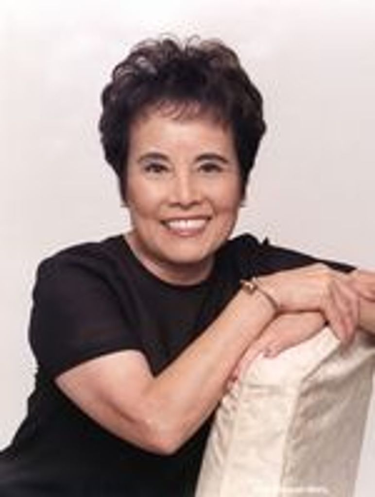 Dahlia Yoshiko Kakiuchi