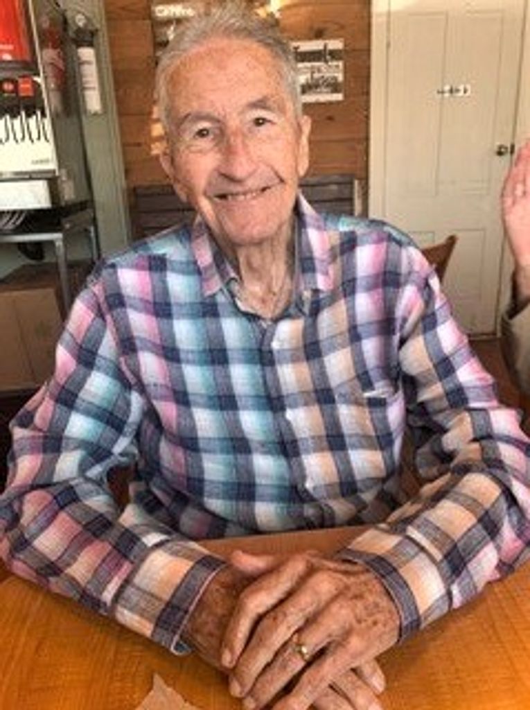 Alberto Luis Renta Profile Photo