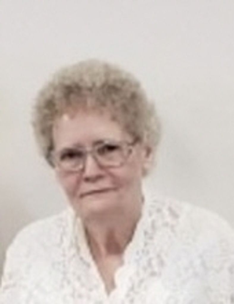 Mrs. Carolyn Lucille (Kennedy) Helms