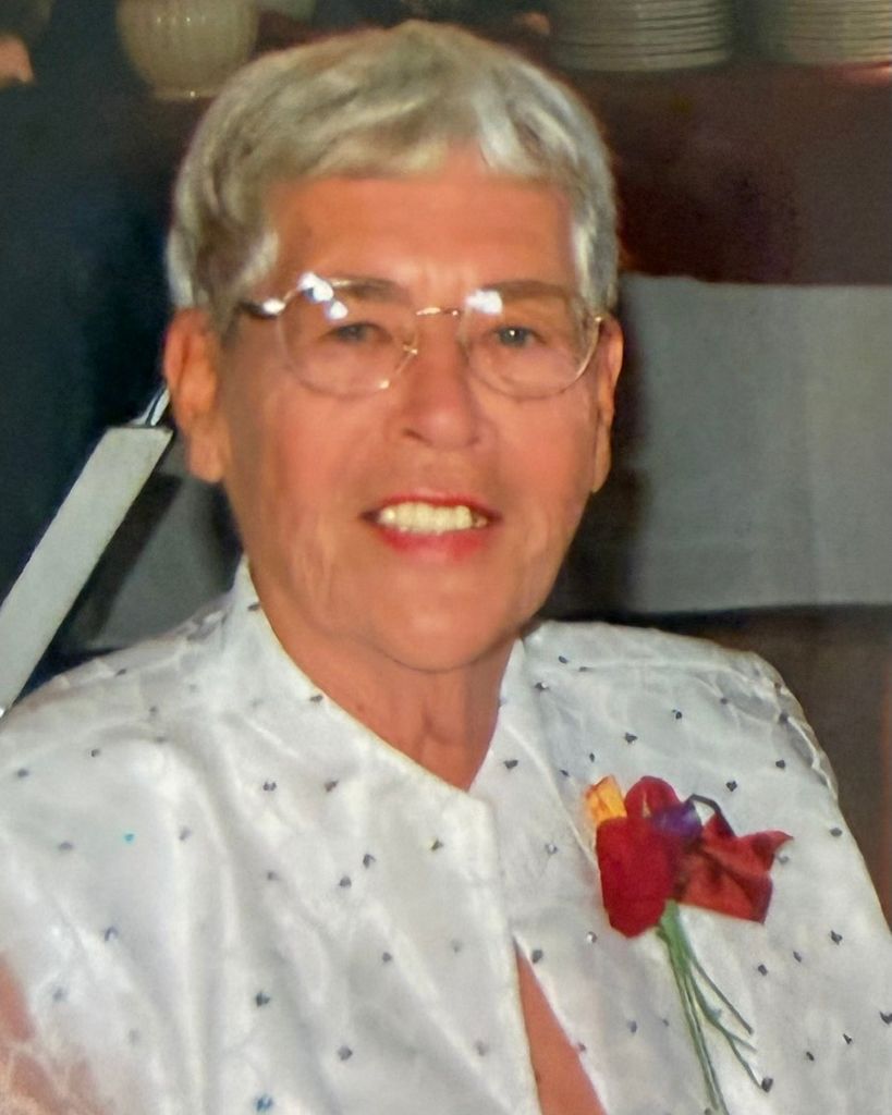MIldred "Millie" Lois Schnakenberg Profile Photo