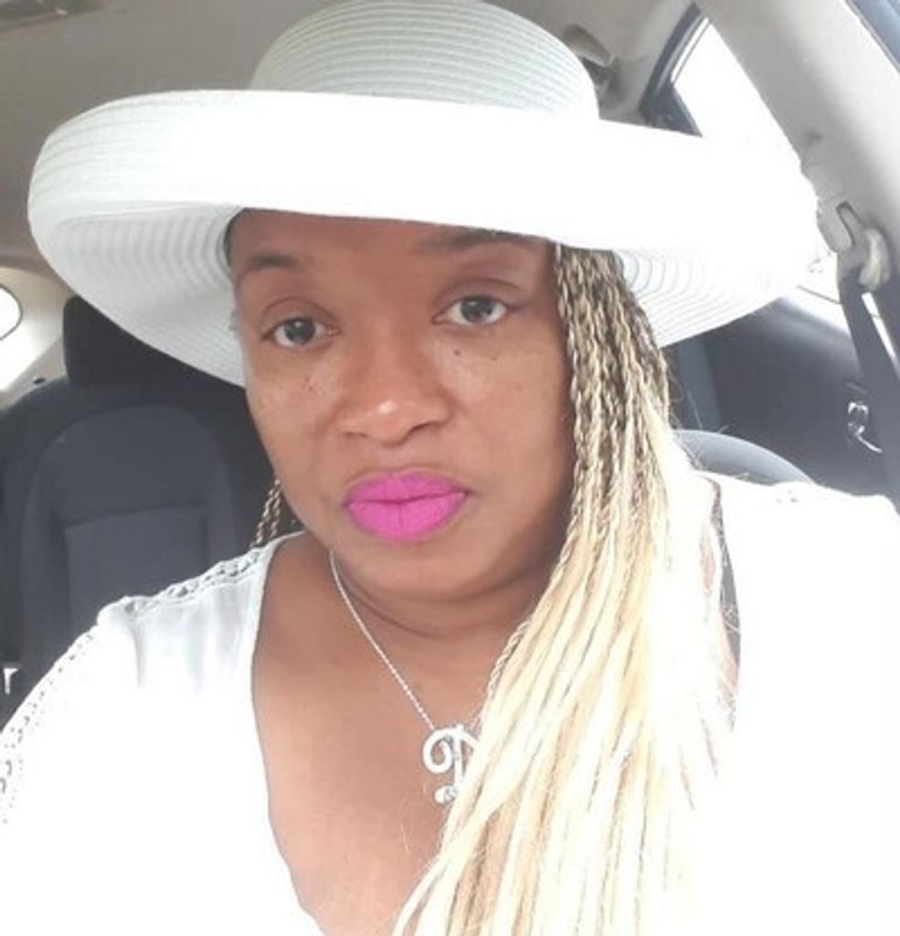 Tona Belissa Douglas Profile Photo