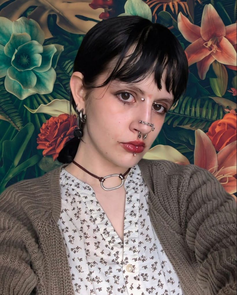 Ella Daisy Flower Profile Photo