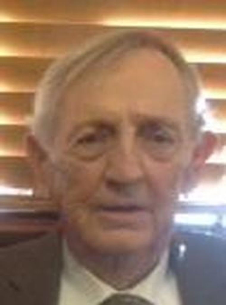 Leland Earl "Lee" Spivey