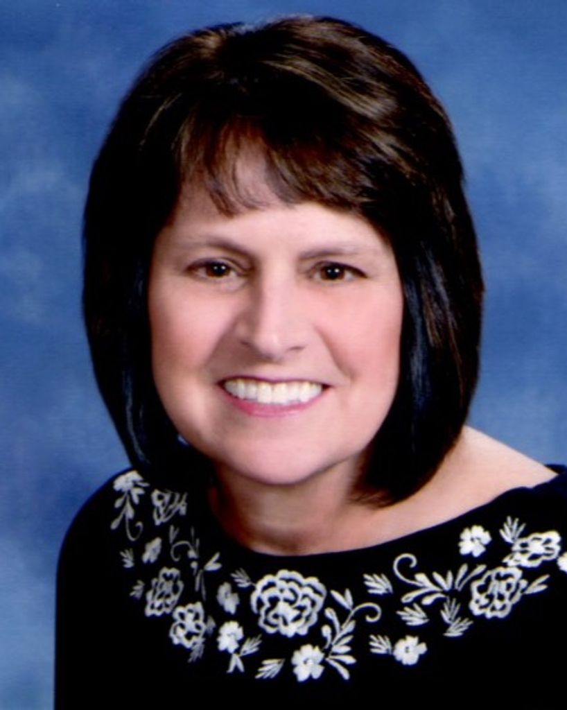 Nancy Raab Stahley Profile Photo