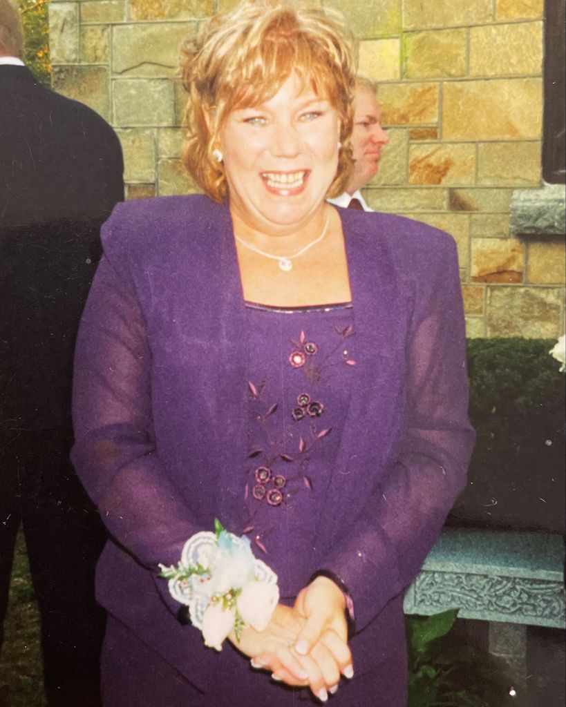 Janet J Lawton