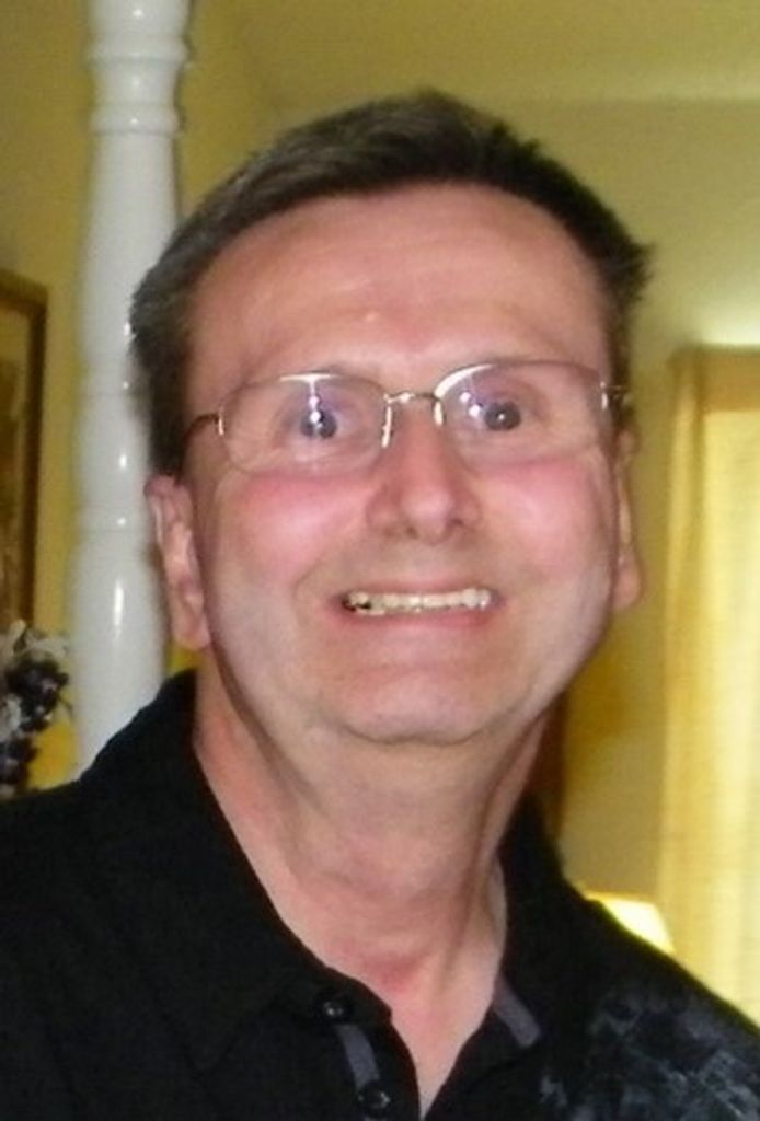 Robert Molyneux