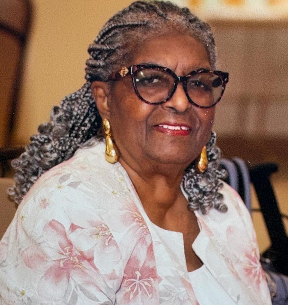 Marie Ann Roberts Profile Photo