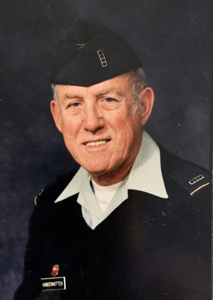 Cw4 (R) Cornelius (Van) Vandermotten Profile Photo
