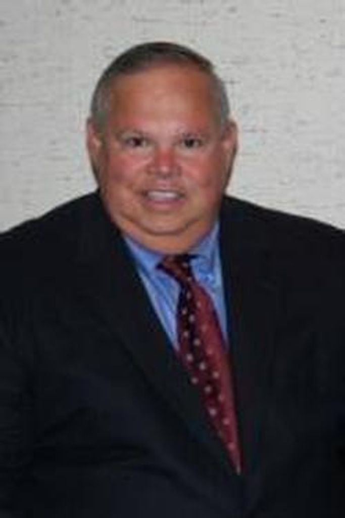 Robert "Bob" Paciotti