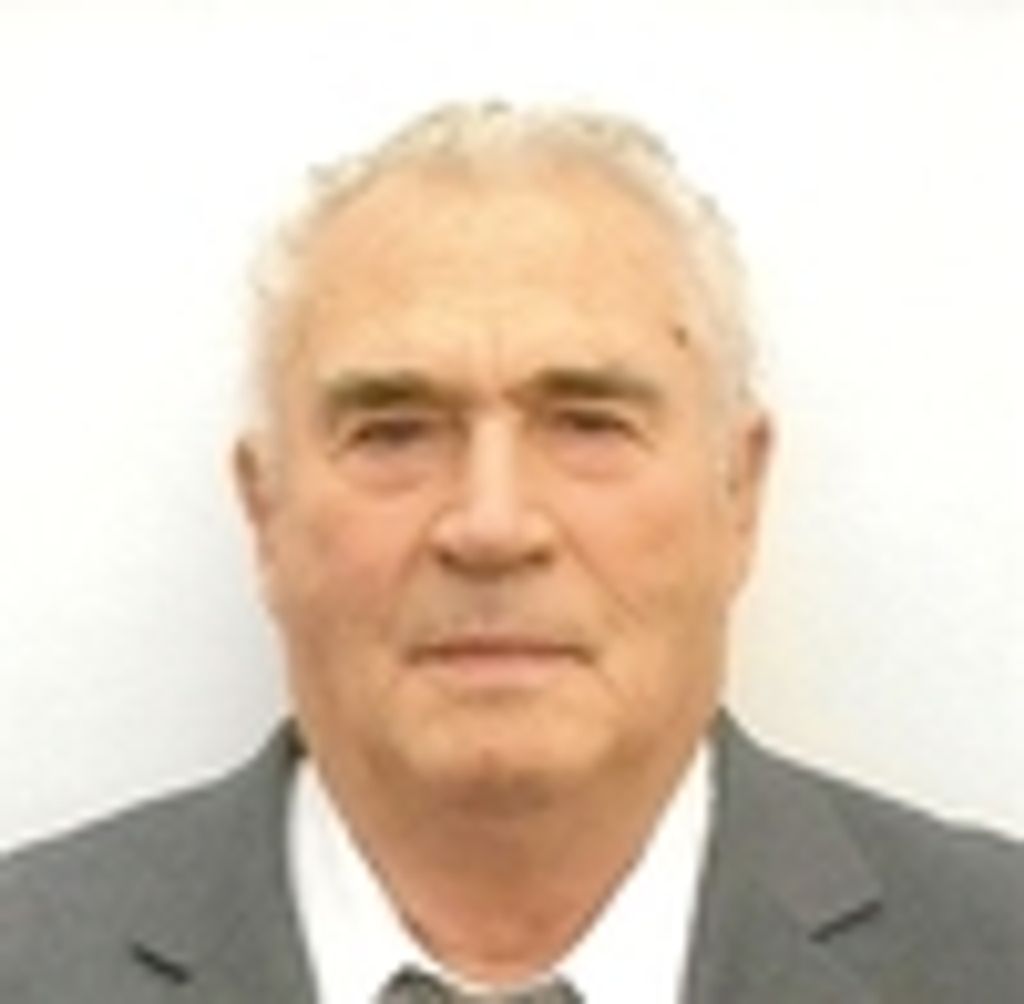 Dr. Piro Velo