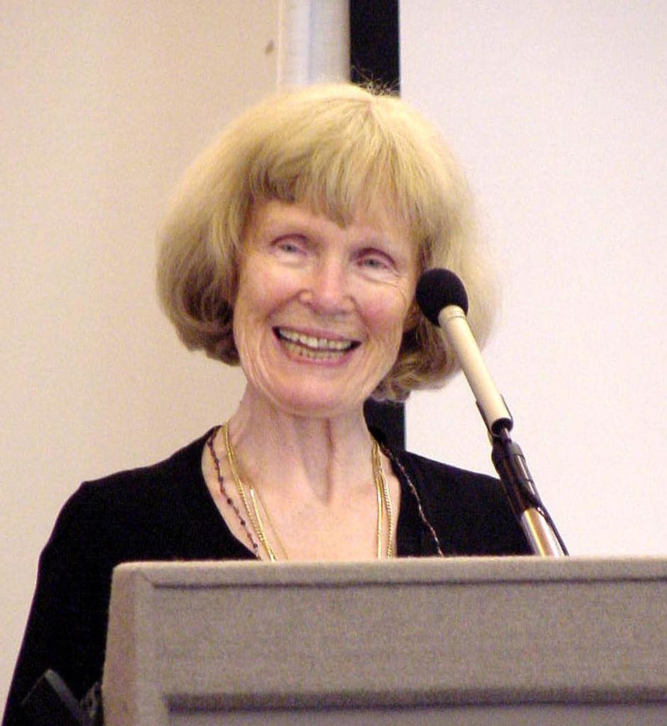 Helga Sandburg Crile Profile Photo