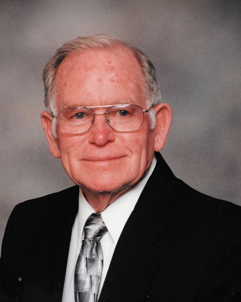 Robert Louis Wilson Profile Photo