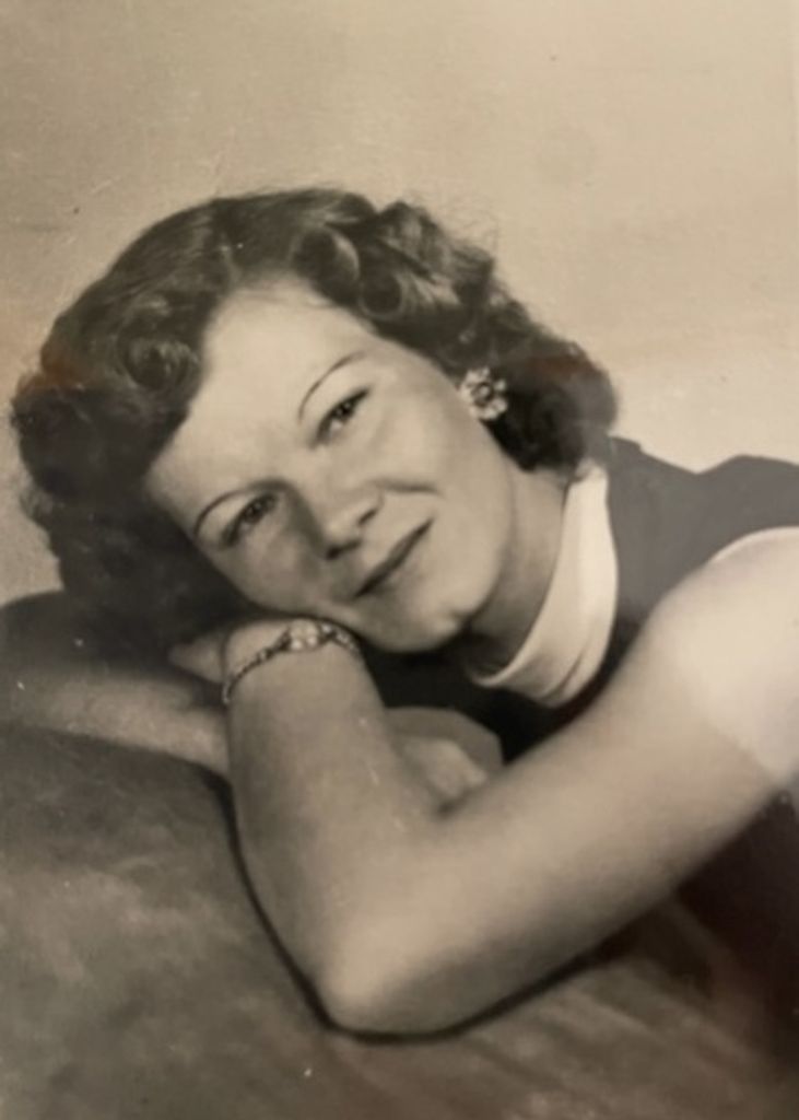 Mary Lee Hughes Ellis