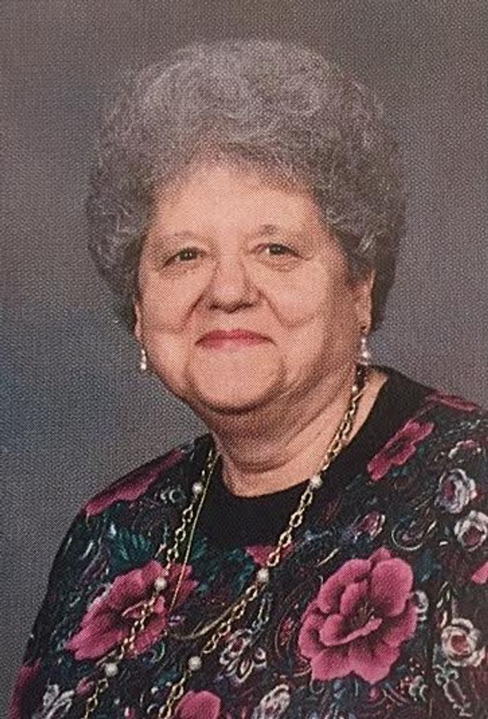 Joan Dellaposta Profile Photo