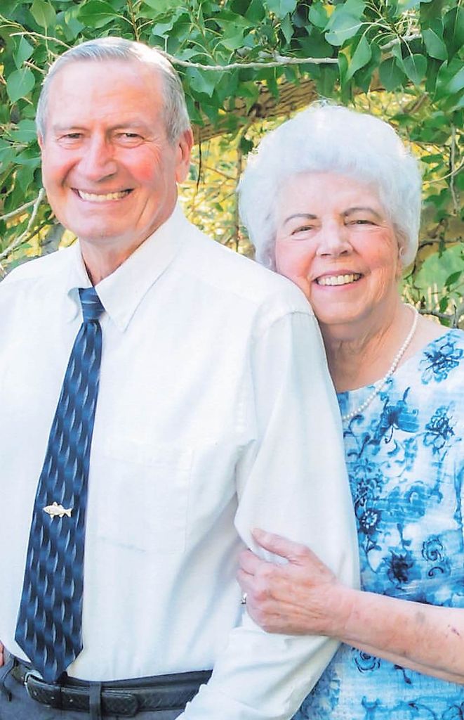 Marjorie Larae (Dickamore)  Peterson