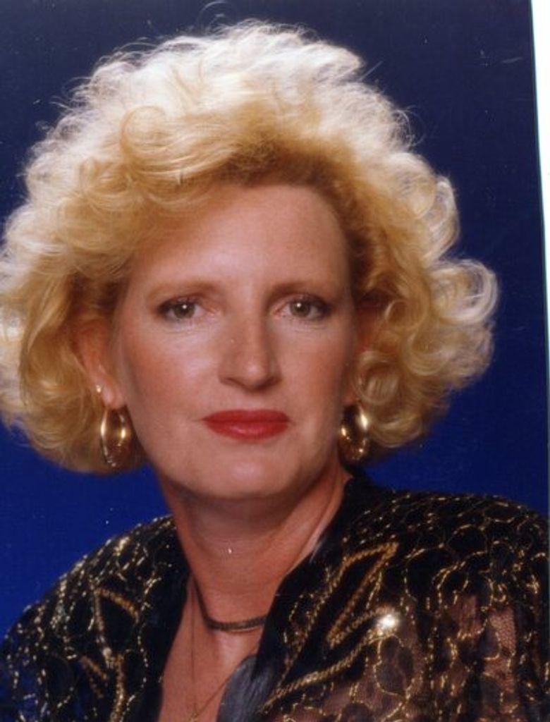 Louise Edwards Profile Photo
