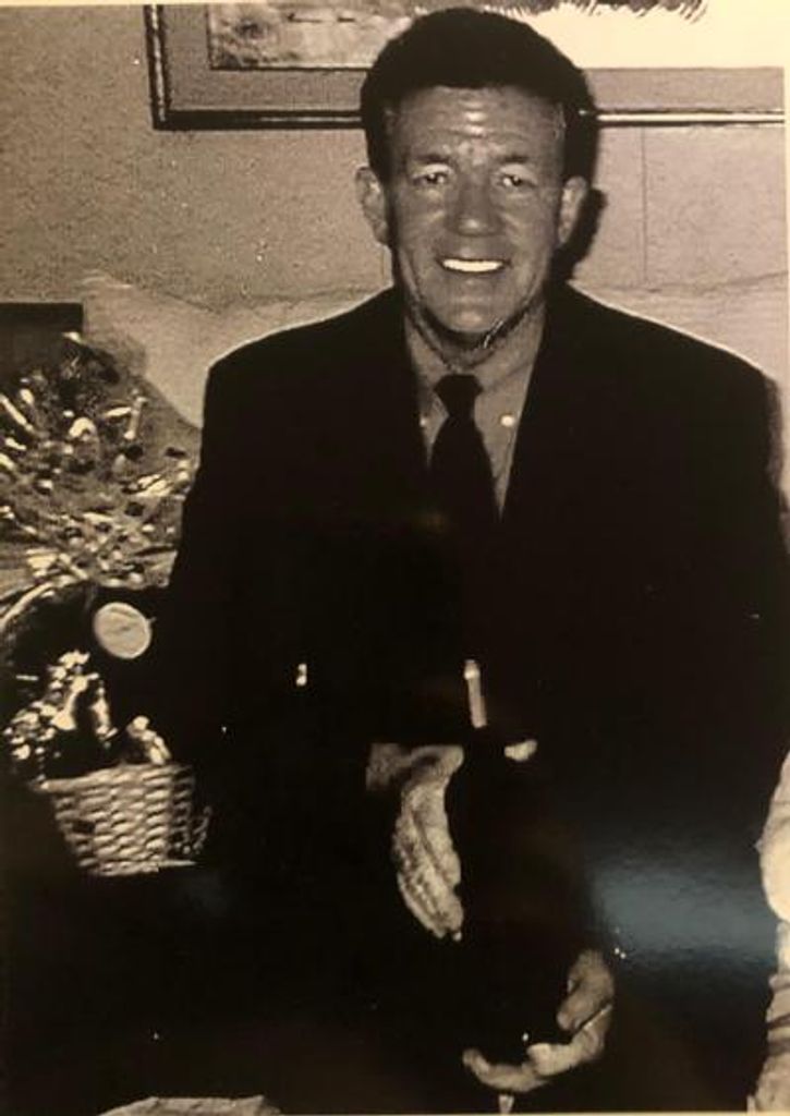 Kenneth Gerald ("Boog") Burgett