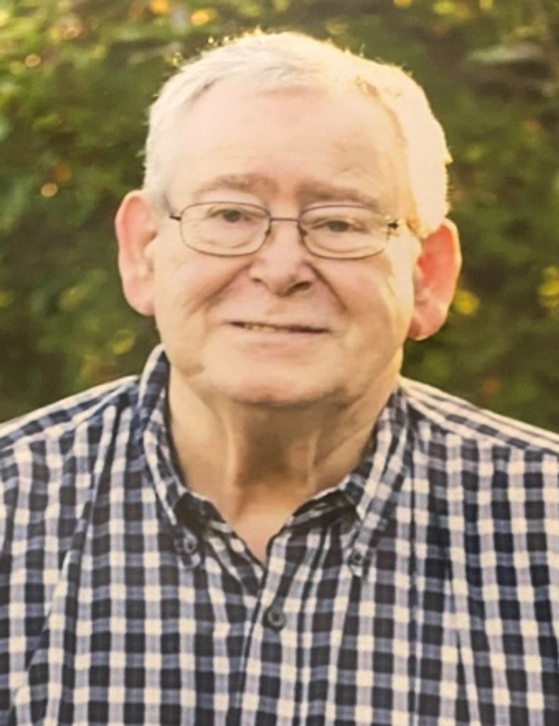 Ronald "Ronnie" Clyde  Hennessee