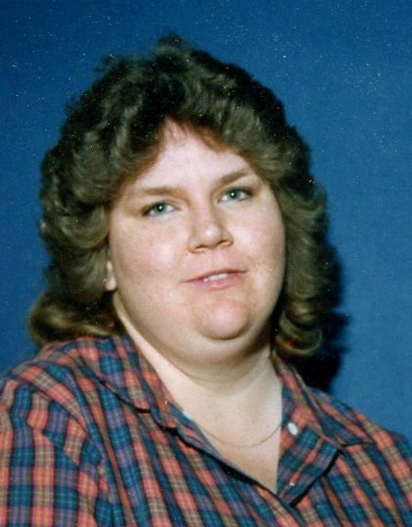 Leann Lewis Profile Photo