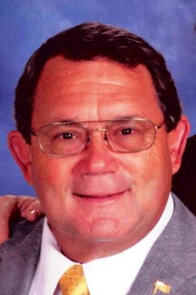 Louis Henry "Hank" Lane Profile Photo