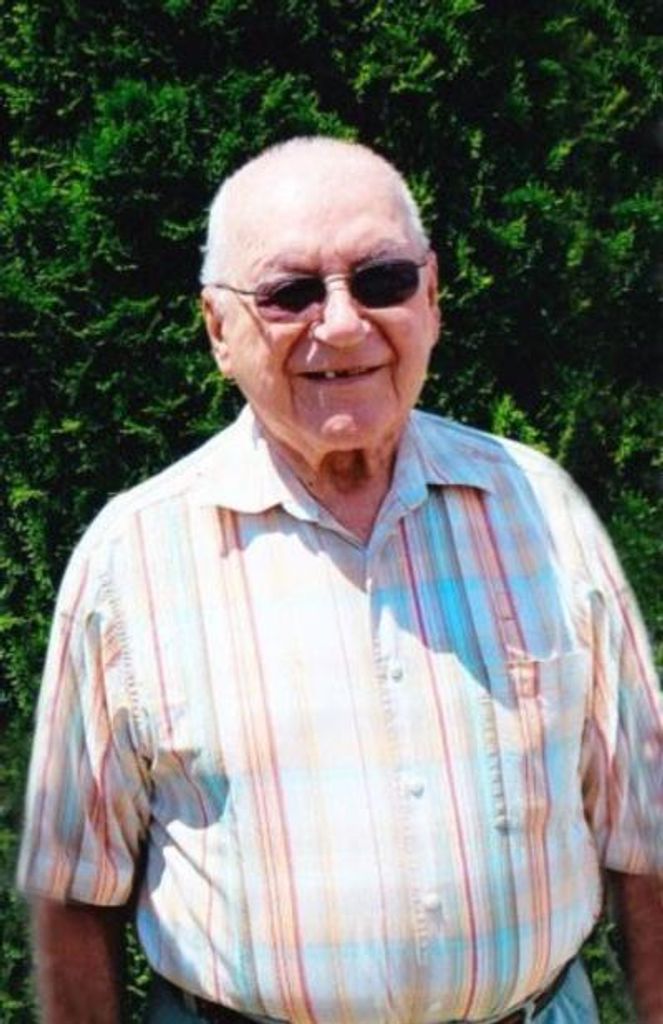 Carl E. Lentz Profile Photo