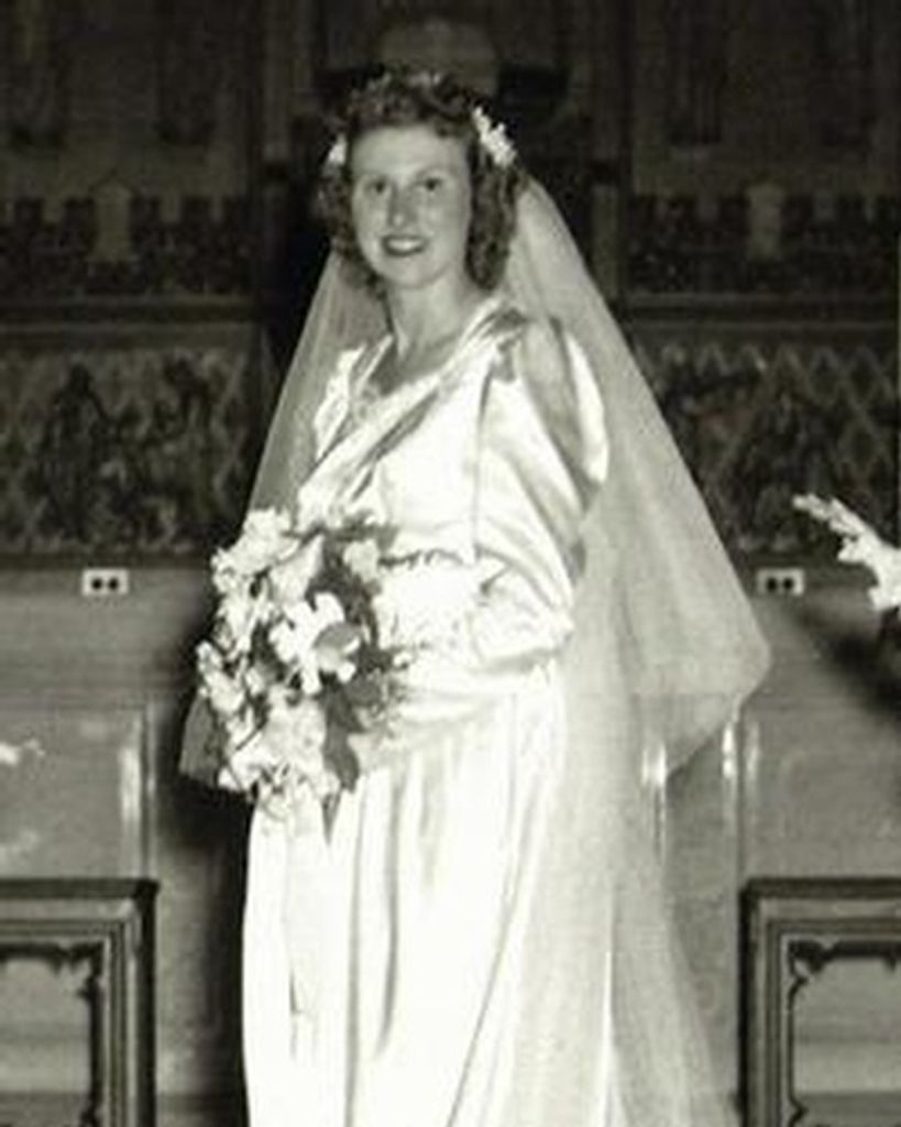 Lena Zabel Profile Photo