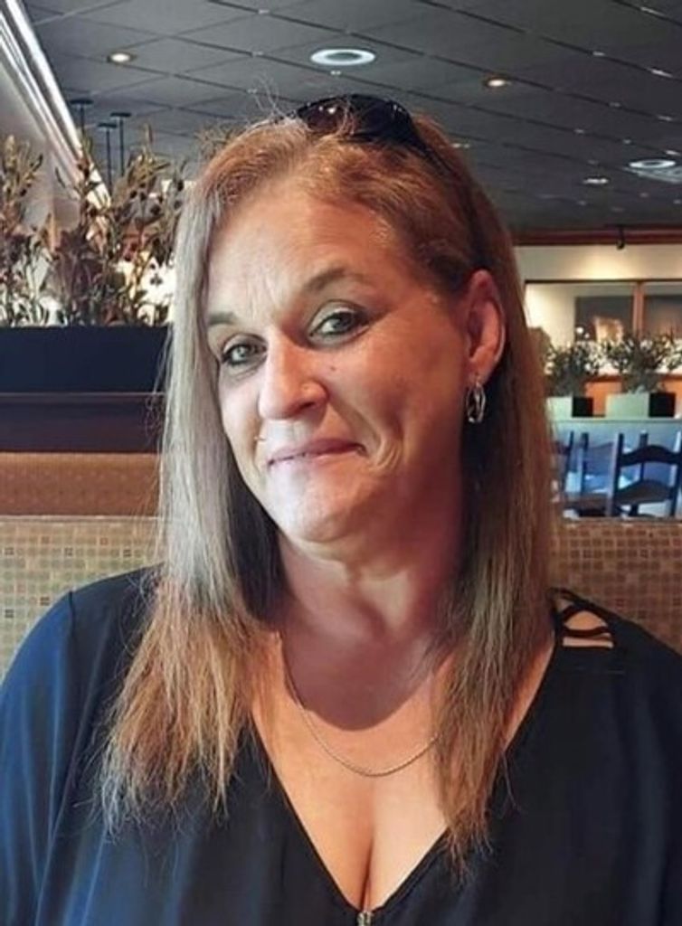 Lori Lee Throneberry-Yost Profile Photo