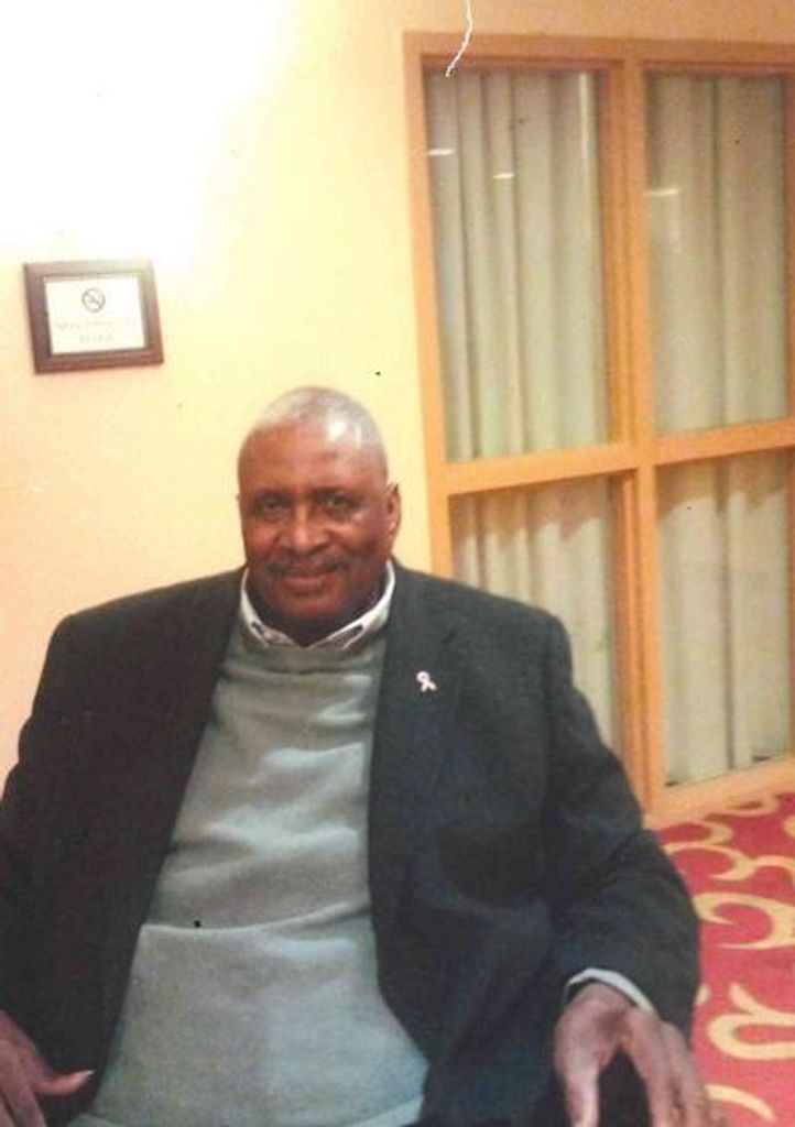 Charles Reeves Profile Photo