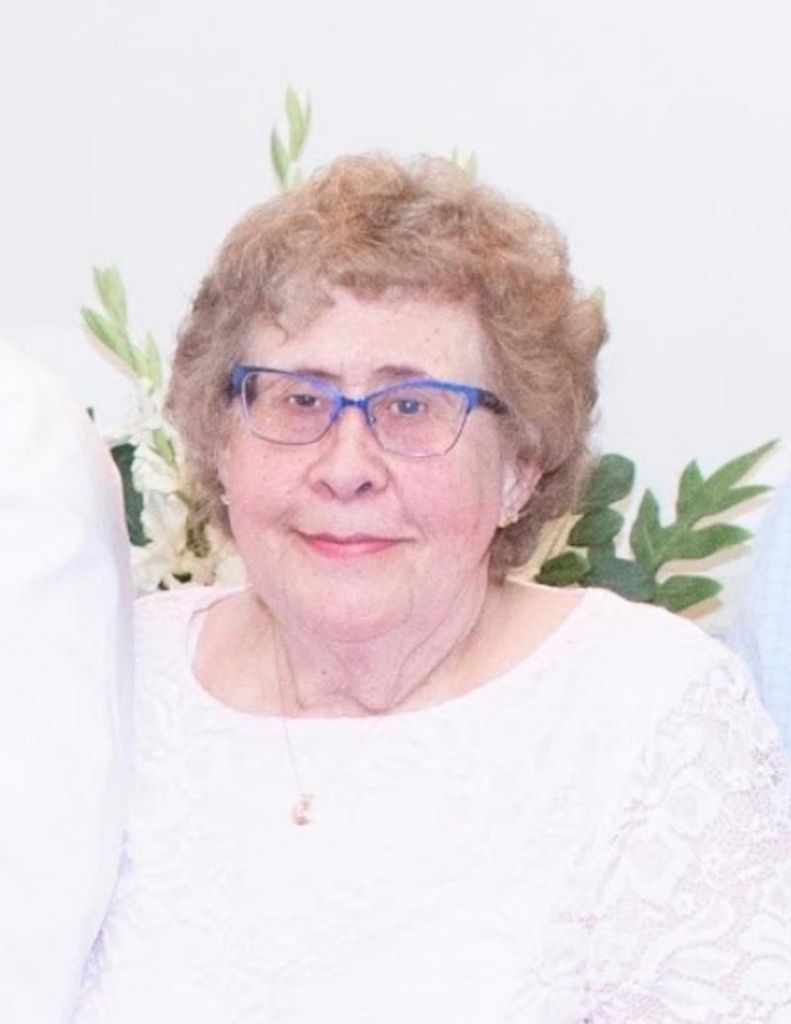Lavonne Lilly Gades Profile Photo