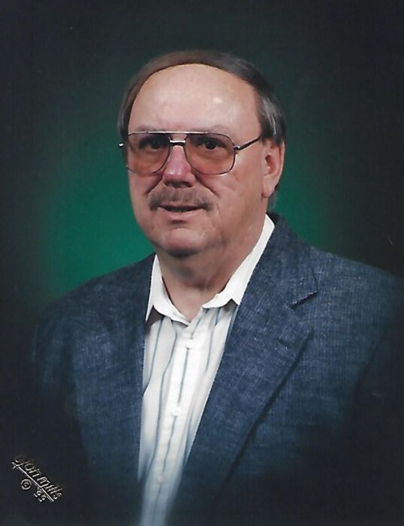 Robert "Bob" Eugene Szalay