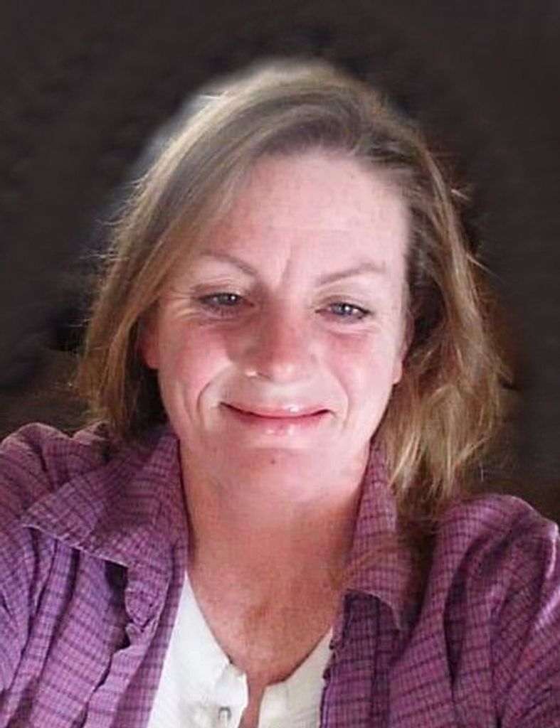 Lorie Holcomb Profile Photo