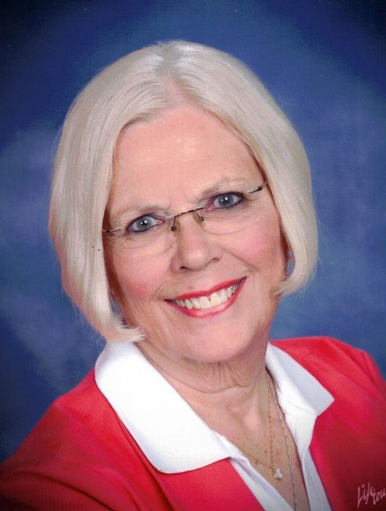 Suzanne Marie Leary Profile Photo