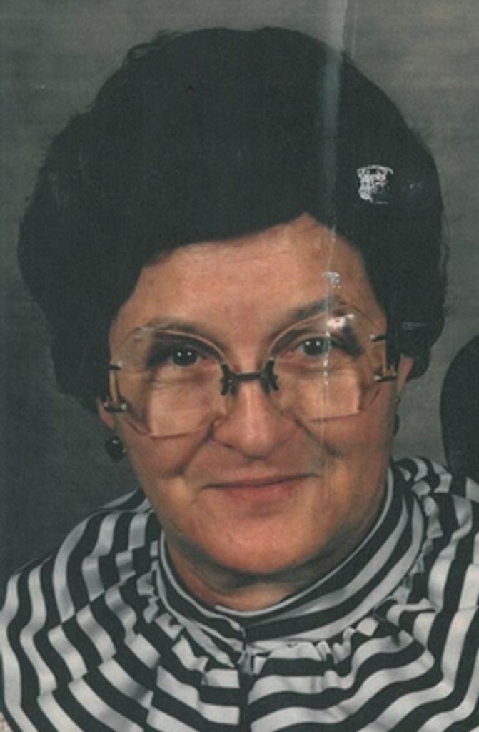 Lola May Wopinski