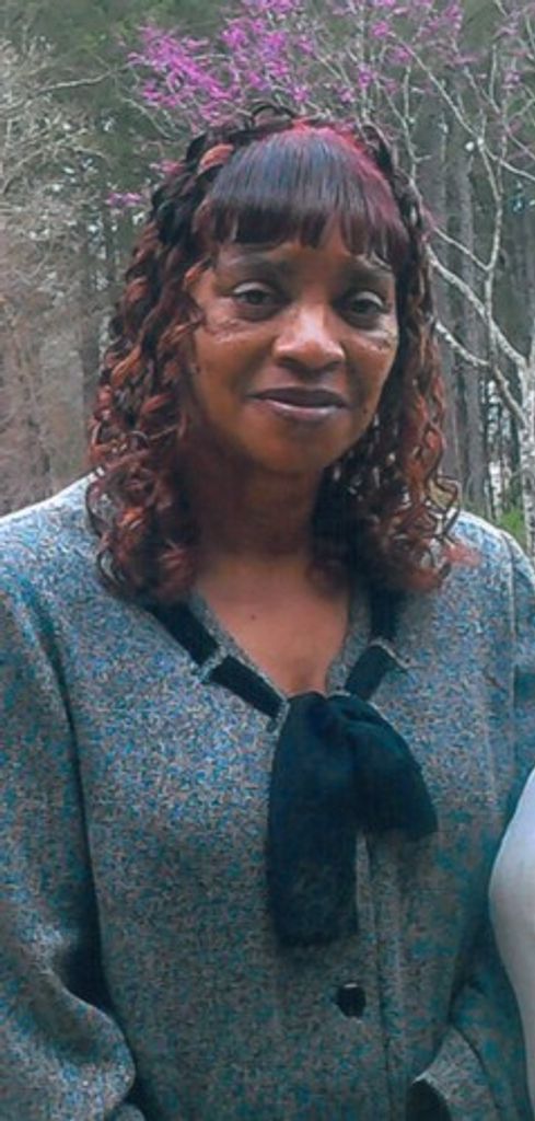 Essie  Pearl  Buckhannon Profile Photo